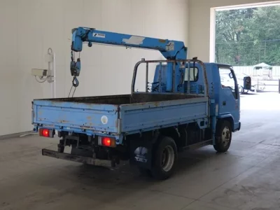 Isuzu ELF