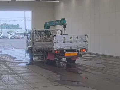 Isuzu FORWARD