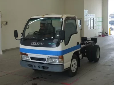 Isuzu ELF