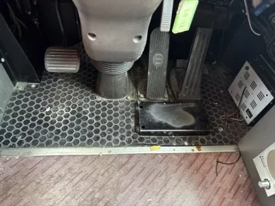 Mitsubishi BUS