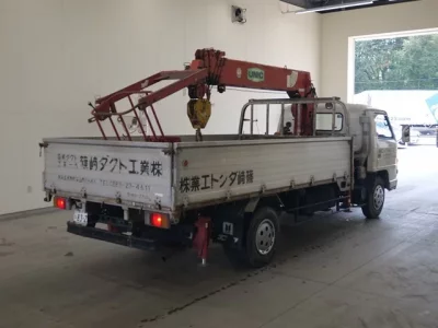 Isuzu ELF