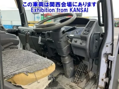 Hino TRUCK