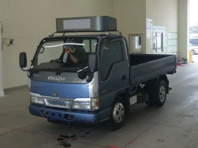 Isuzu ELF