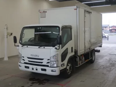 Isuzu ELF