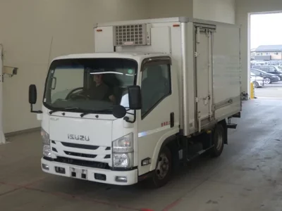 Isuzu ELF