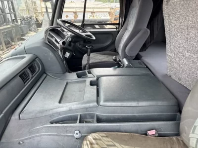 Nissan BIGTHUMB