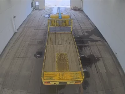 Nissan TRUCK