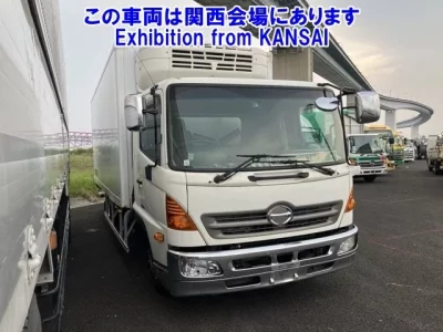 Hino TRUCK