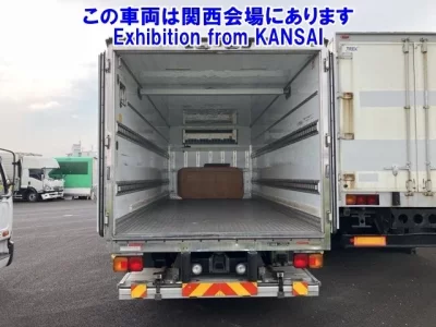 Hino TRUCK