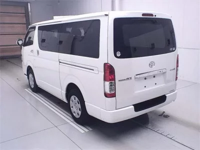 Toyota REGIUS ACE VAN