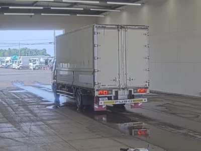 Mitsubishi FUSO FIGHTER