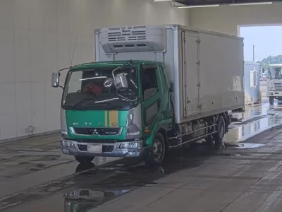 Mitsubishi FUSO FIGHTER