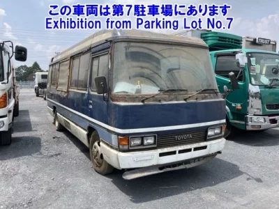 Toyota COASTER