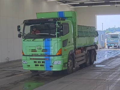 Hino PROFIA