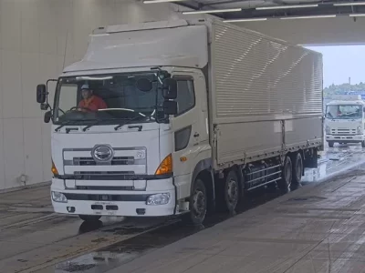 Hino PROFIA