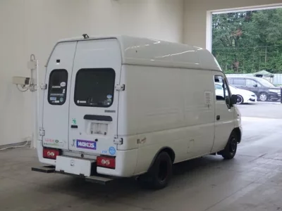 Isuzu TRUCK