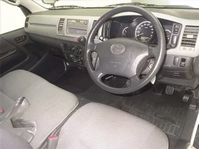 Toyota REGIUS ACE VAN