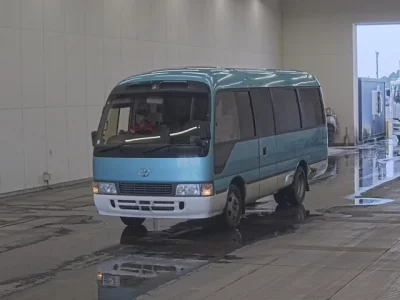Toyota COASTER