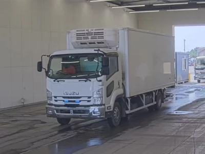 Isuzu FORWARD