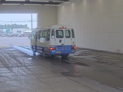 Toyota COASTER