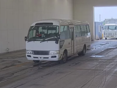 Toyota COASTER