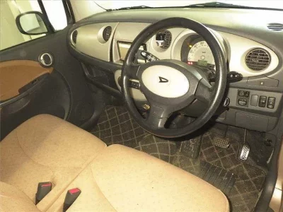 Daihatsu MOVE LATTE