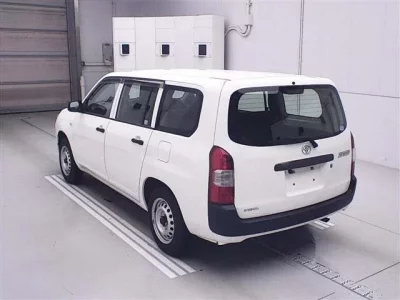 Toyota SUCCEED