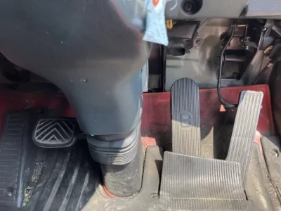 Nissan TRUCK