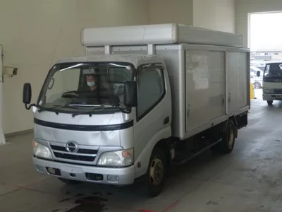 Hino DUTRO