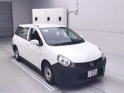 Nissan AD
