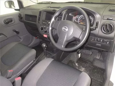 Nissan AD