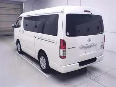 Toyota REGIUS ACE VAN