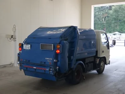 Isuzu ELF