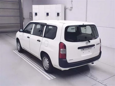 Toyota SUCCEED