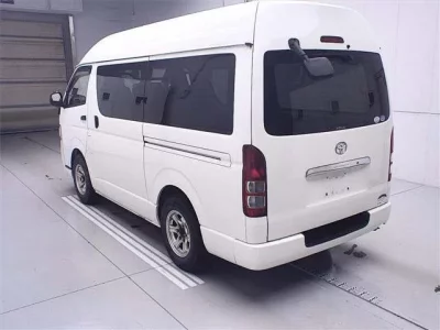 Toyota REGIUS ACE VAN