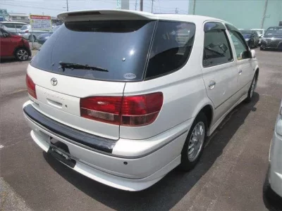 Toyota VISTA ARDEO