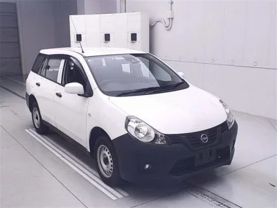 Nissan AD