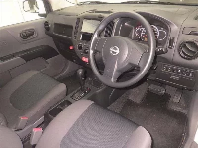 Nissan AD
