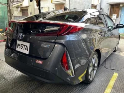 Toyota PRIUS PHV