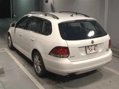 Volkswagen GOLF VARIANT