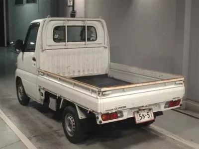 Nissan CLIPPER TRUCK
