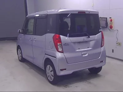 Mitsubishi EK SPACE