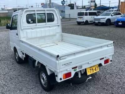 Mitsubishi MINICAB TRUCK