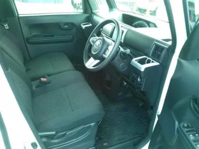 Toyota PIXIS MEGA
