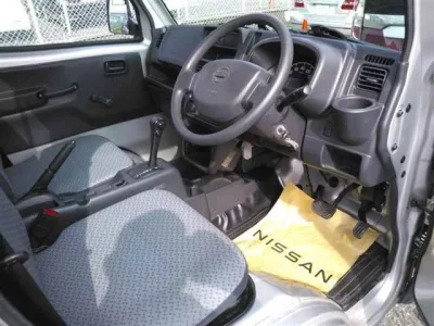 Nissan CLIPPER TRUCK