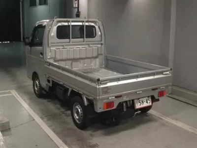 Nissan CLIPPER TRUCK