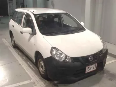 Nissan AD