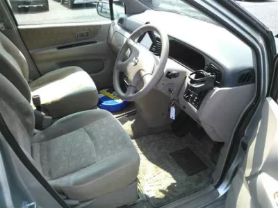 Nissan LIBERTY