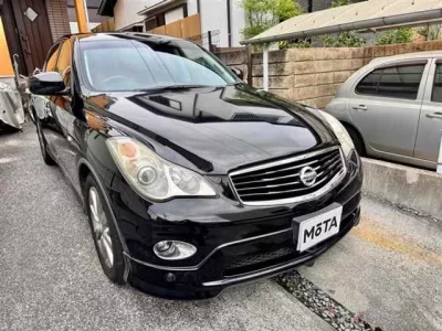 Nissan SKYLINE CROSSOVER