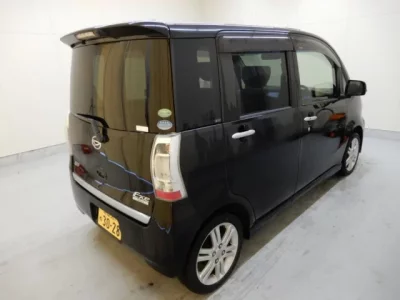 Daihatsu TANTO EXE